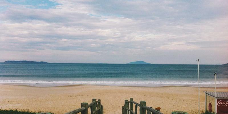 守护稚嫩生命:512地震后,儿童房防震设计的10个关键细节与绿色家居融合之道